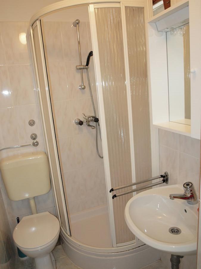 Apartments & Room Masa Starigrad Paklenica Exterior photo