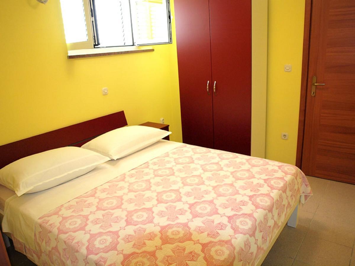 Apartments & Room Masa Starigrad Paklenica Exterior photo